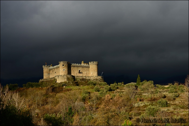 Castillo de Mombeltrán-Sierra de Gredos Castillo de Mombeltrán-Sierra de Gredos